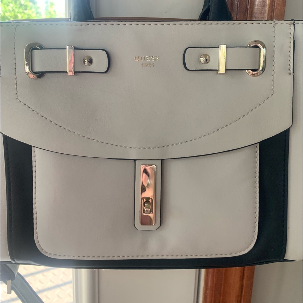 GUESS purse